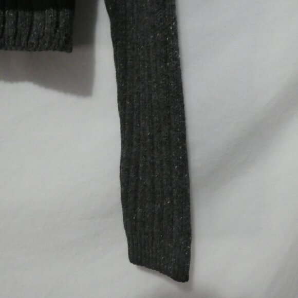 FIBERS | medium | Cropped Ribbed Long Sleeve 1/4 Zip-Up Sweater - Picture 14 of 14